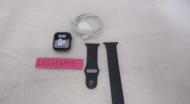 Good
													Apple Watch SE 1st Gen 44mm - Unlocked, Gray, A2354 - Cellular, Aluminum, photo 1 of 11
