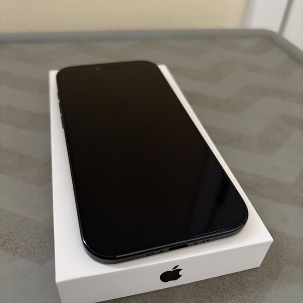 Apple iPhone Air - Unlocked, 256 GB, Space Black, A3260