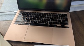 Good
													MacBook Air 2020 - 13" - I5, Gold, 256 GB, 8 GB, photo 3 of 7