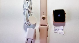 Good
													Apple Watch Series 3 42mm - Unlocked, Gold, A1861, Aluminum, photo 5 of 5