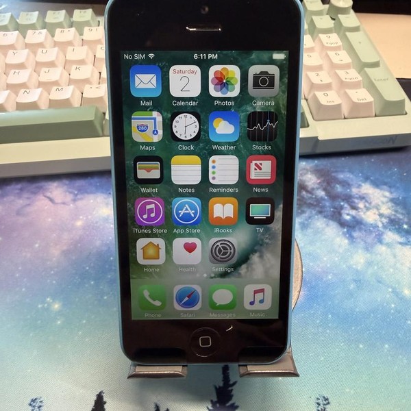 Apple iPhone 5C - Unlocked, 16 GB, Blue, A1532