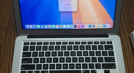 Good
													MacBook Air 2017 - 13" - I5, Silver, 128 GB, 8 GB, photo 4 of 11