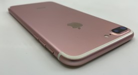 Good
													Apple iPhone 7 Plus - Unlocked, Rose Gold, 32 GB, A1784, GSM, photo 4 of 5