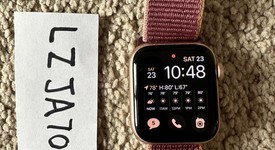 Mint
													Apple Watch SE 1st Gen 40mm - Unlocked, Gold, A2353 - Cellular, Aluminum, photo 1 of 9