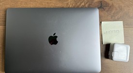 Good
													MacBook Air 2020 - 13" - Apple M1, Gray, 1 TB, 16 GB, photo 5 of 11