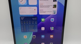 Good
													Apple iPad Pro 13" (M4) 2024 - Unlocked, Black, 256 GB, 8 GB, A2926, Standard Glass, photo 1 of 6