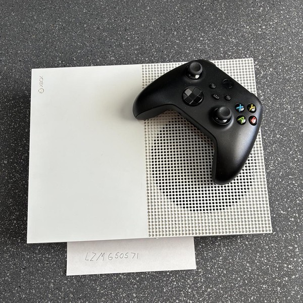 Xbox One S (2016) - 500 GB, White