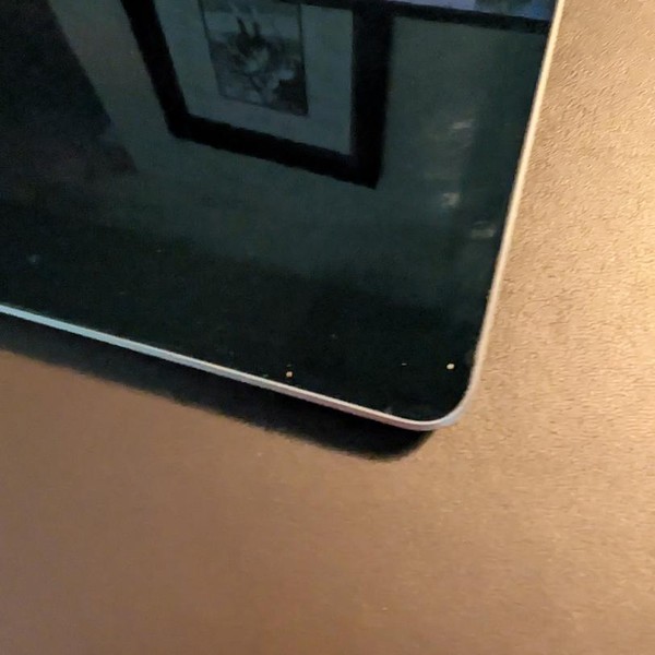 Apple iPad 6th Gen - Wi-Fi, 32 GB, Silver, A1893