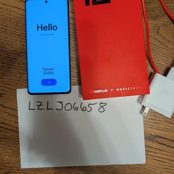 OnePlus 12 - Unlocked, 256 GB, Black, 12 GB, CPH2583