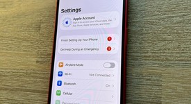 Mint
													Apple iPhone 14 - Unlocked, Red, 512 GB, A2649, photo 3 of 11