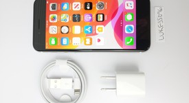 Good
													Apple iPhone SE 2nd Gen 2020 - Unlocked, White, 256 GB, A2275, photo 1 of 6