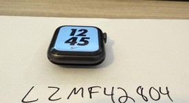 Good
													Apple Watch SE 1st Gen 40mm - Gray, A2351 - GPS, Nike, photo 6 of 6