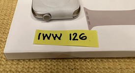 Mint
													Apple Watch Series 8 45mm - Starlight, A2771 - GPS, Aluminum, photo 1 of 12