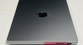 Good
													MacBook Pro Late 2023 (M3) - 14" - Apple M3, Gray, 512 GB, 16 GB, 10-core GPU, photo 5 of 8