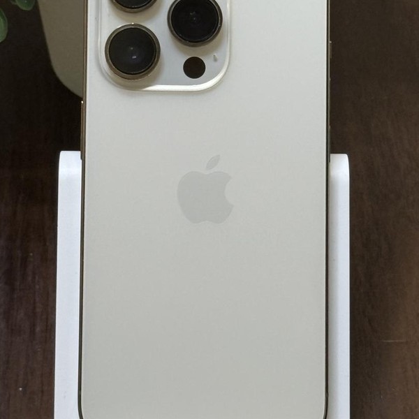 Apple iPhone 14 Pro - Unlocked, 128 GB, Gold, A2650