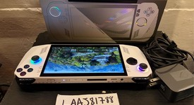 Mint
													Asus ROG Ally 7" - Z1 Extreme, White, 512 GB, 16 GB, Ryzen Z1 Extreme, photo 3 of 6