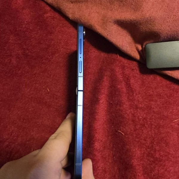 Samsung Galaxy Z Flip7 - Unlocked Non-US, Blue Shadow, 512 GB, 12 GB, SM-F766W