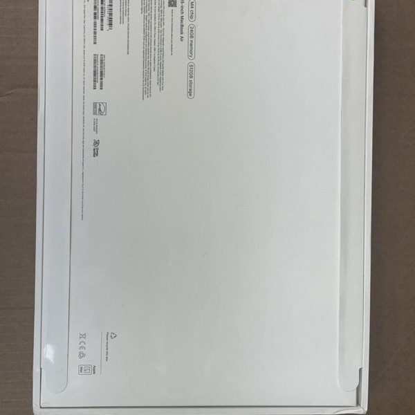 MacBook Air 2025 (M4) - 15 inch - 512 GB, Starlight, 24 GB, Apple M4