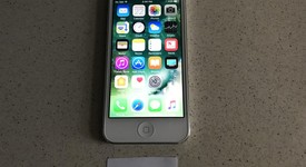 Good
													Apple iPhone 5 - Sprint, White, 16 GB, A1429, photo 3 of 4