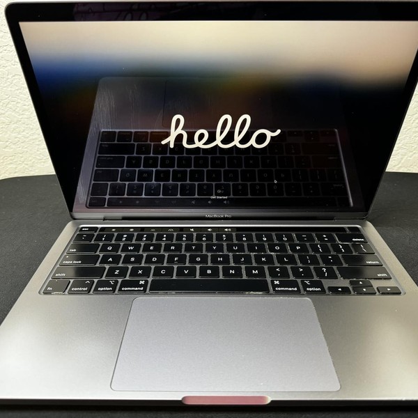 MacBook Pro 2020 - 13 inch - 512 GB, Gray, 16 GB, Apple M1
