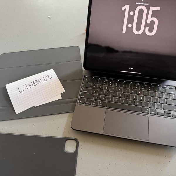 Apple iPad Pro 13 inch (M4) 2024 - Wi-Fi, 256 GB, Black, 8 GB, A2925, Standard Glass