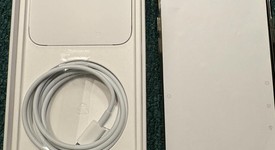 Mint
													Apple iPhone 14 - Unlocked, Starlight, 256 GB, A2649, photo 3 of 13