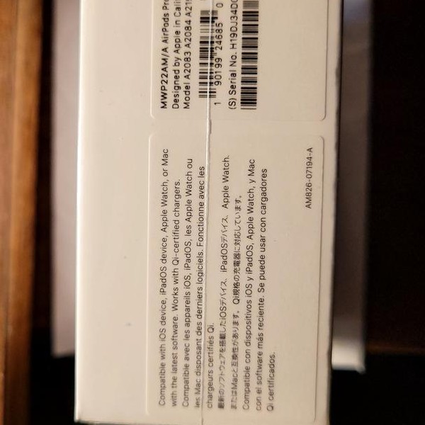 Apple AirPods Pro - MagSafe Case