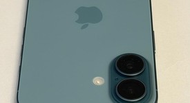 Mint
													Apple iPhone 16 - AT&T, Teal, 128 GB, A3081, photo 4 of 8