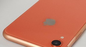 Good
													Apple iPhone Xr - T-Mobile, Coral, 256 GB, A1984, photo 3 of 11