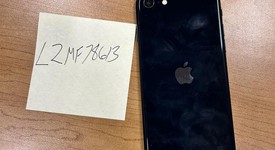 Good
													Apple iPhone SE 3rd Gen 2022 - Unlocked, Midnight, 128 GB, A2595, photo 2 of 6