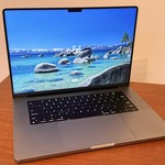 Good MacBook Pro 2021 - 16 inch - 1 TB, Gray, 32 GB, Apple M1 Pro 10-core