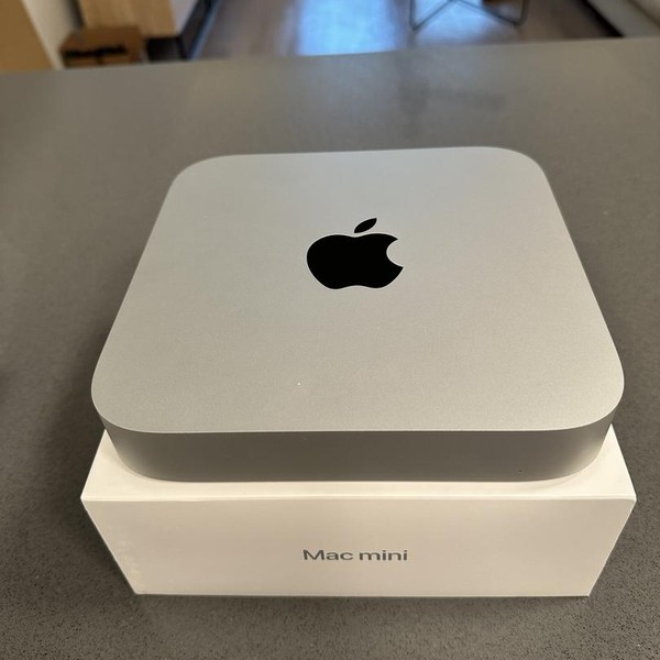 Mac mini 2023 - 256 GB, 8 GB, Apple M2, 1 Gigabit Ethernet