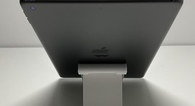 Good
													Apple iPad 9th Gen - Wi-Fi, Gray, 64 GB, A2602, photo 4 of 10