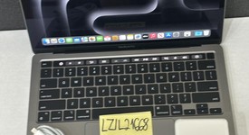 Good
													MacBook Pro 2022 - 13" - Apple M2, Gray, 256 GB, 8 GB, photo 1 of 9