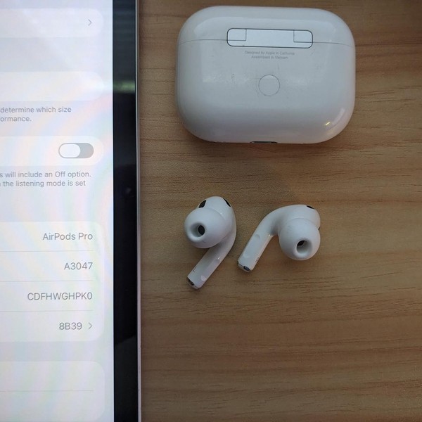 Apple AirPods Pro 2 - USB-C