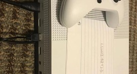 Good
													Xbox One S (2016) - White, 1 TB, photo 2 of 4