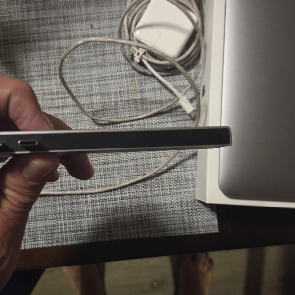 MacBook Air 2020 - 13 inch - 256 GB, Gray, 8 GB, Apple M1