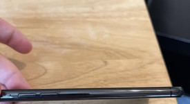 Mint
													Apple iPhone X - Verizon, Gray, 64 GB, A1865, photo 4 of 8