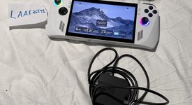 Mint
													Asus ROG Ally 7" - Z1 Extreme, White, 512 GB, 16 GB, Ryzen Z1 Extreme, photo 2 of 3