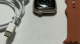 Mint
													Apple Watch Series 9 41mm - Starlight, A2978 - GPS, Aluminum, photo 4 of 5