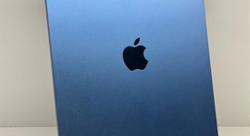 Mint
													Apple iPad 10th Gen - Unlocked, Blue, 64 GB, A2757, photo 2 of 5