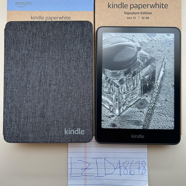 Amazon Kindle Paperwhite 12th Gen 2024 - Amazon, Black
