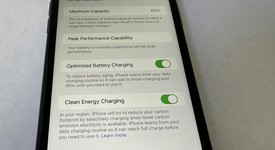 Good
													Apple iPhone Xr - Unlocked, Black, 64 GB, A1984, photo 2 of 4
