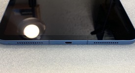 Mint
													Apple iPad 10th Gen - Unlocked, Blue, 64 GB, A2757, photo 2 of 6
