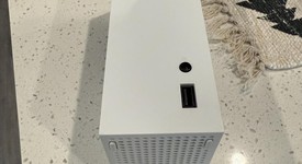 Mint
													Xbox Series S (2020) - White, 512 GB, photo 5 of 10