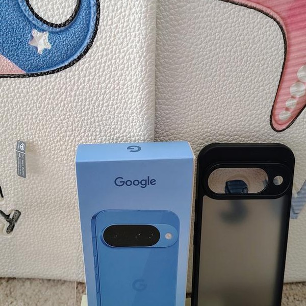 Google Pixel 10 - Unlocked, 128 GB, Indigo, GLBW0