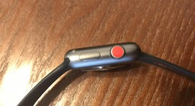 Good
													Apple Watch Series 3 42mm - Unlocked, Gray, A1861, Aluminum, photo 1 of 6