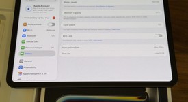 Mint
													Apple iPad Pro 11" (M4) 2024 - Unlocked, Black, 256 GB, 8 GB, A2837, Standard Glass, photo 4 of 10