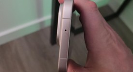 Mint
													Oppo Find X9 Pro - Unlocked Non-US, Silk White, 512 GB, 16 GB, photo 4 of 12