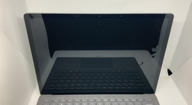 Good
													Microsoft Surface Laptop 3 - I5, Platinum, 256 GB, 8 GB, 13.5", photo 4 of 11